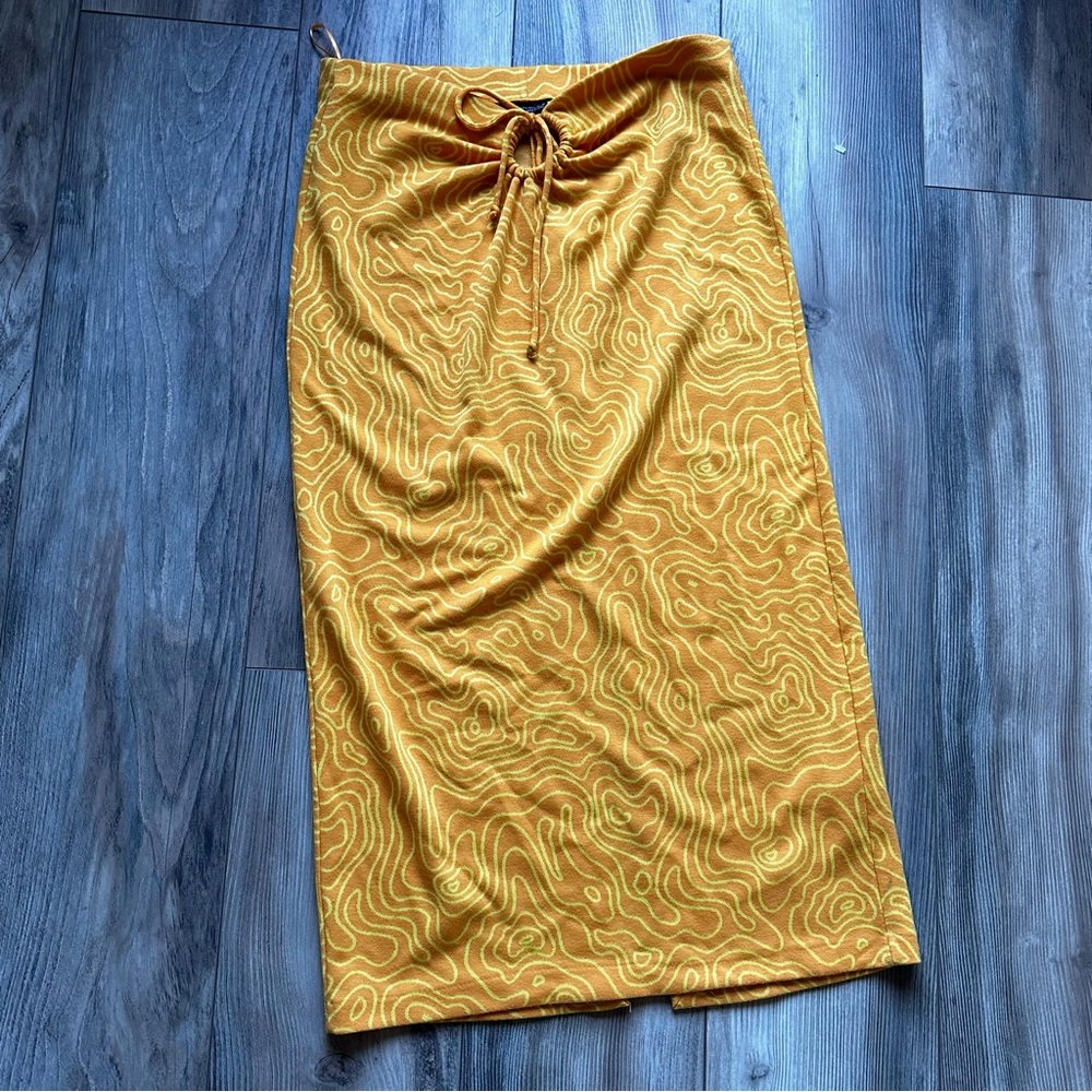 Zara Squiggle Front Tie Skirt